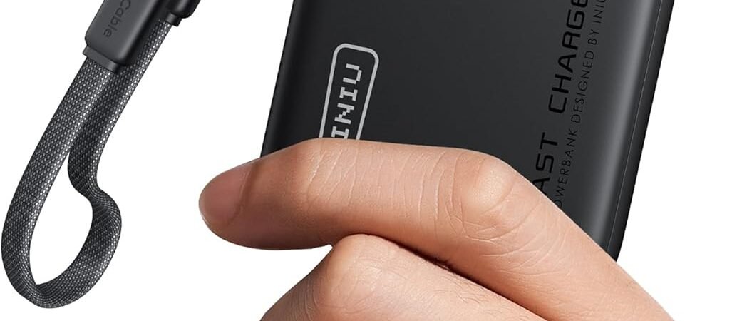 INIU 45W Fast Charging Portable Charger, Smaller 10000mAh Travel Power Bank
